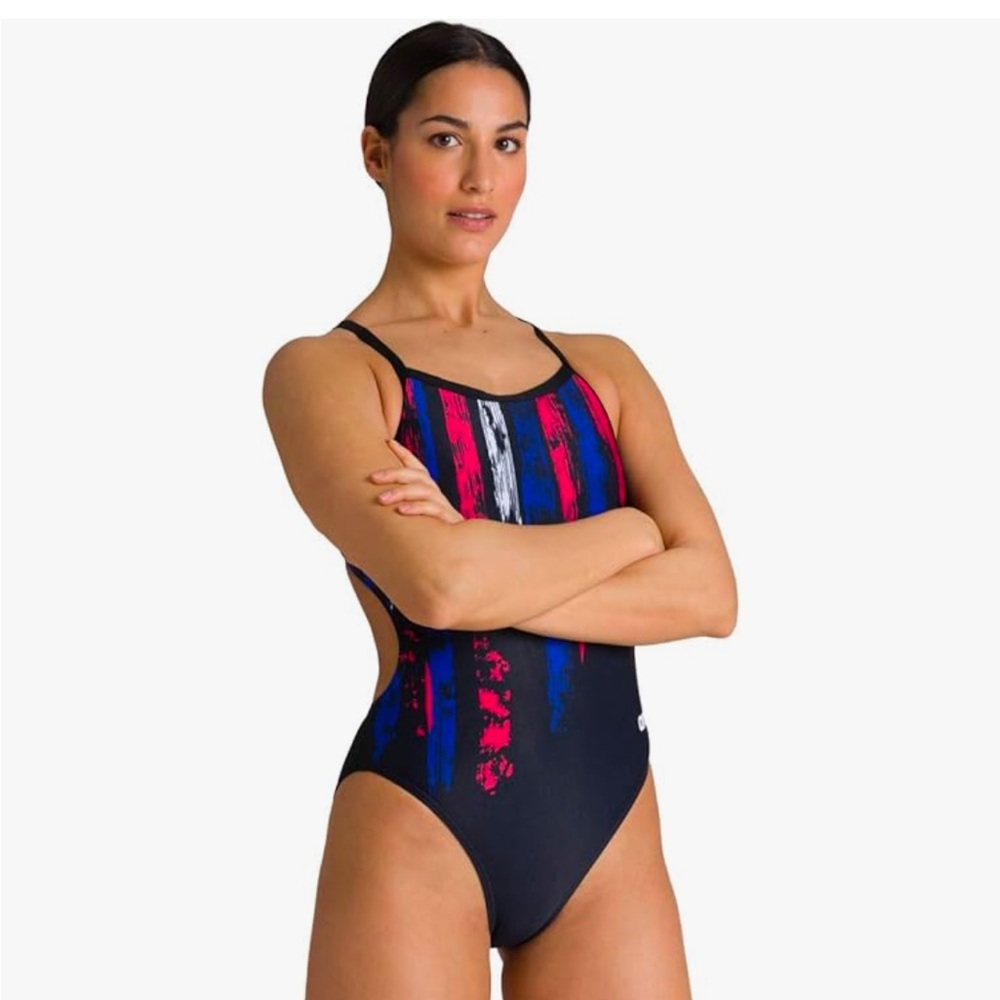 Arena Women's Standard Print Challenge Back One Piece Swimsuit